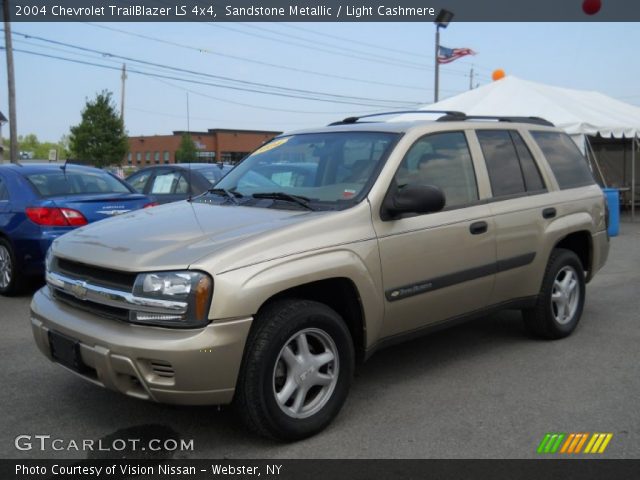 2004 Chevrolet TrailBlazer LS 4x4 in Sandstone Metallic