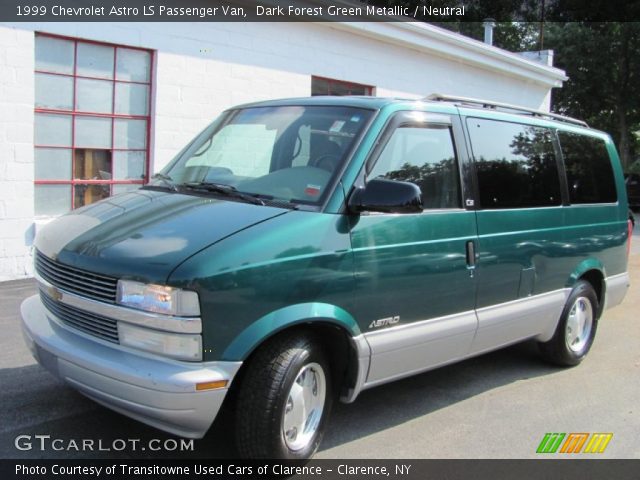 1999 Chevrolet Astro LS Passenger Van in Dark Forest Green Metallic