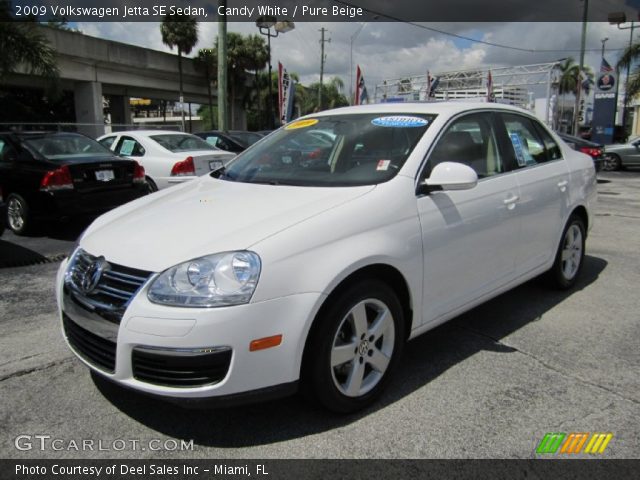 2009 Volkswagen Jetta SE Sedan in Candy White