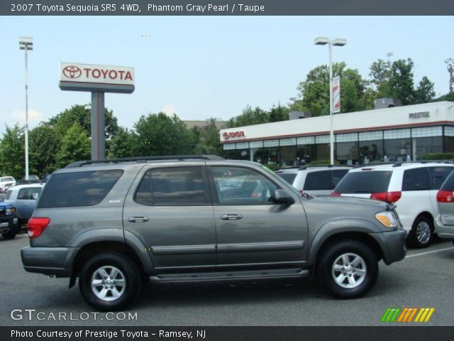 2007 Toyota Sequoia SR5 4WD in Phantom Gray Pearl
