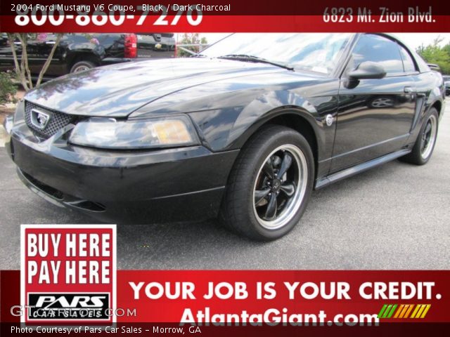2004 Ford Mustang V6 Coupe in Black