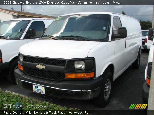 2008 Chevrolet Express 2500 Extended Cargo Van in Summit White