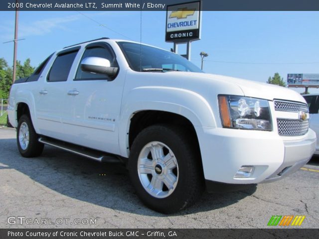 2008 Chevrolet Avalanche LTZ in Summit White
