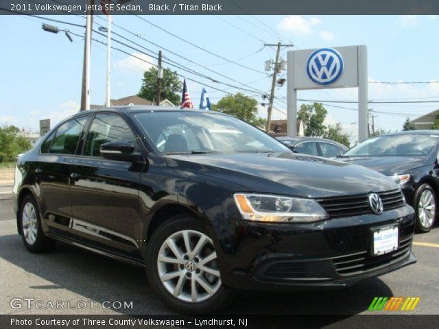2011 Volkswagen Jetta SE Sedan in Black