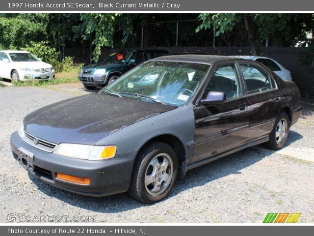 1997 Honda Accord SE Sedan in Black Currant Metallic