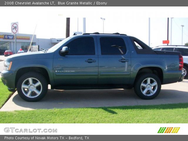 2008 Chevrolet Avalanche LT in Blue Granite Metallic