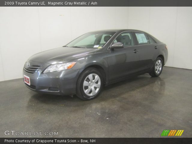 2009 Toyota Camry LE in Magnetic Gray Metallic