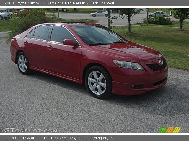 2008 Toyota Camry SE in Barcelona Red Metallic