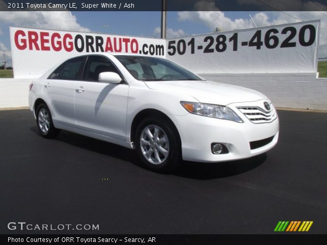 2011 Toyota Camry LE in Super White