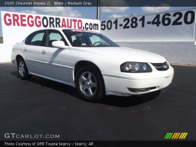 2005 Chevrolet Impala LS in White