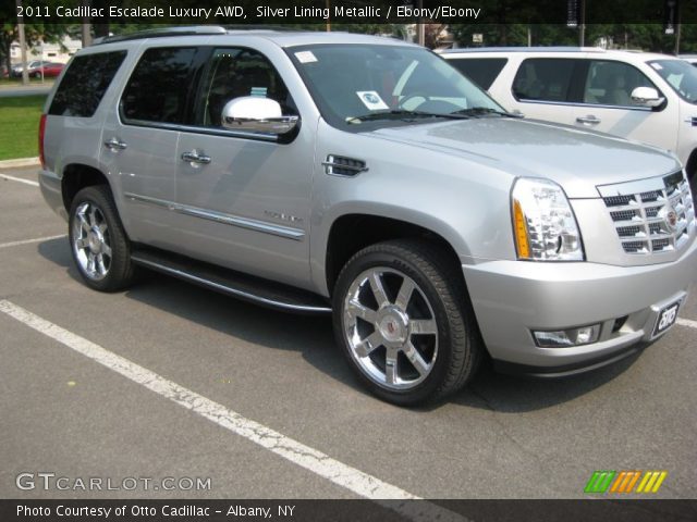 2011 Cadillac Escalade Luxury AWD in Silver Lining Metallic