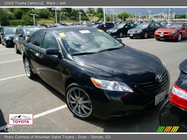 2009 Toyota Camry LE in Black