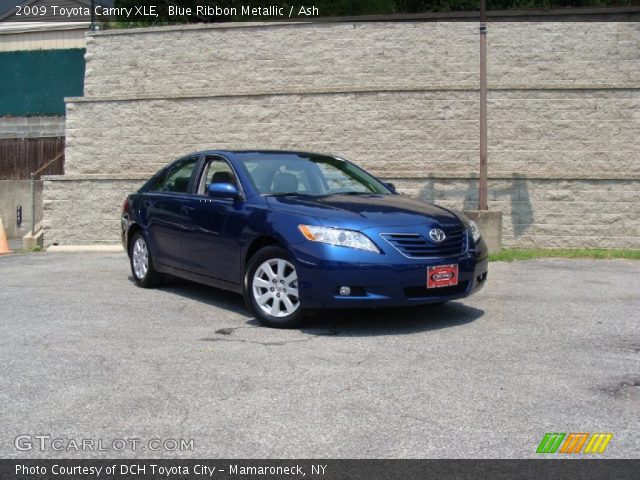 2009 Toyota Camry XLE in Blue Ribbon Metallic