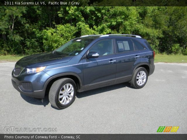 2011 Kia Sorento LX V6 in Pacific Blue