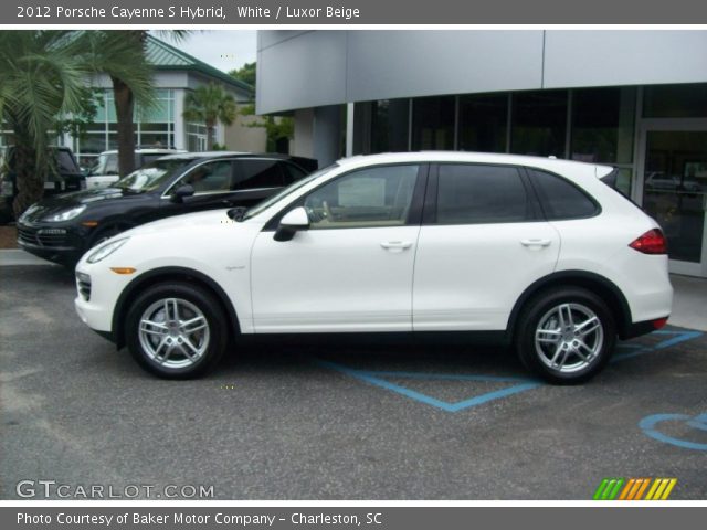 2012 Porsche Cayenne S Hybrid in White