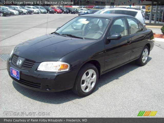 2006 Nissan Sentra 1.8 S in Blackout