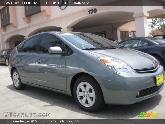 2004 Toyota Prius Hybrid in Tideland Pearl