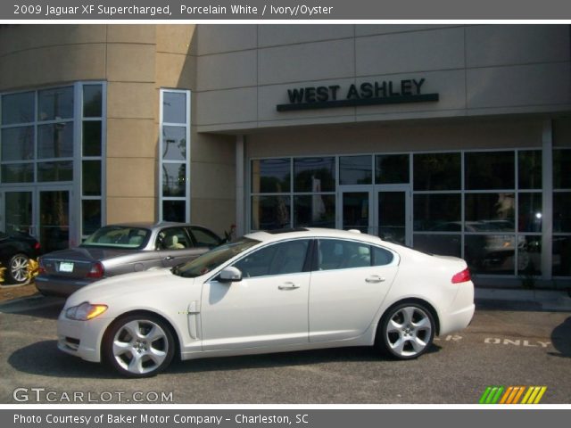 2009 Jaguar XF Supercharged in Porcelain White