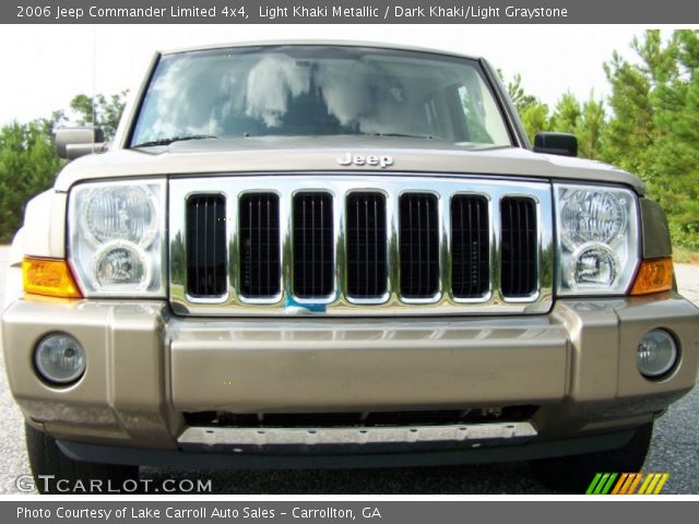 2006 Jeep Commander Limited 4x4 in Light Khaki Metallic