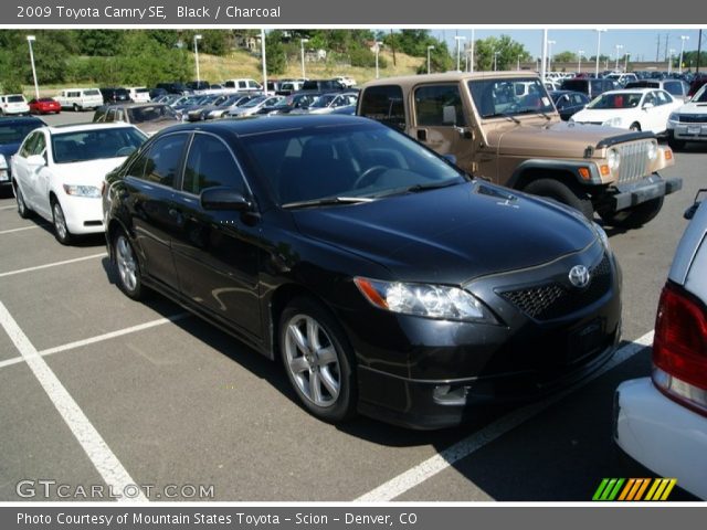 2009 Toyota Camry SE in Black