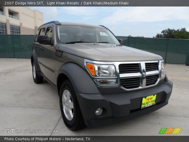 2007 Dodge Nitro SXT in Light Khaki Metallic