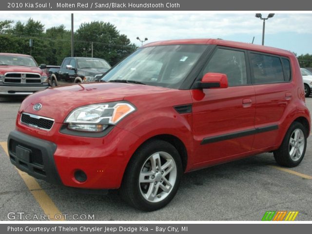 2010 Kia Soul ! in Molten Red