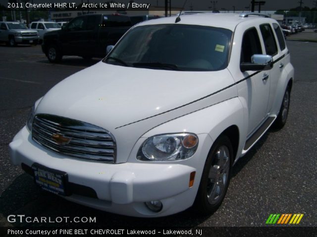 2011 Chevrolet HHR LT in Arctic Ice White