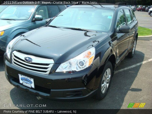 2011 Subaru Outback 2.5i Wagon in Crystal Black Silica