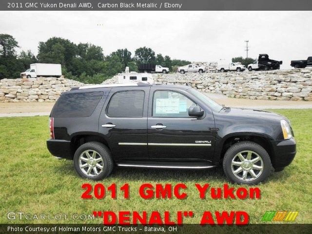 2011 GMC Yukon Denali AWD in Carbon Black Metallic