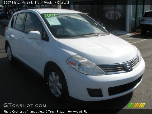 2007 Nissan Versa S in Fresh Powder