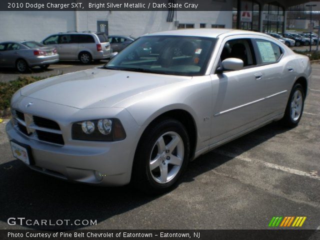2010 Dodge Charger SXT in Bright Silver Metallic