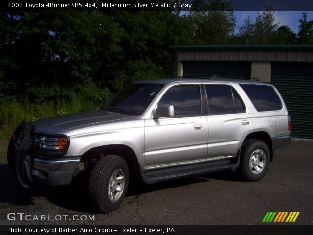 2002 Toyota 4Runner SR5 4x4 in Millennium Silver Metallic