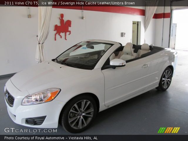 2011 Volvo C70 T5 in Ice White