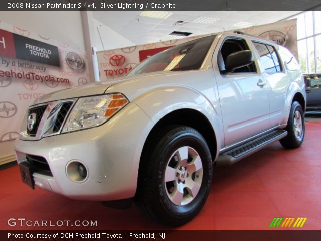 2008 Nissan Pathfinder S 4x4 in Silver Lightning