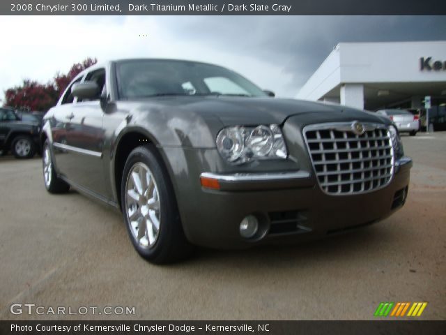 2008 Chrysler 300 Limited in Dark Titanium Metallic