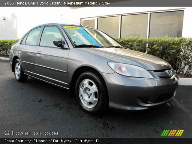 2005 Honda Civic Hybrid Sedan in Magnesium Metallic