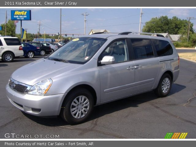 2011 Kia Sedona LX in Clear Silver