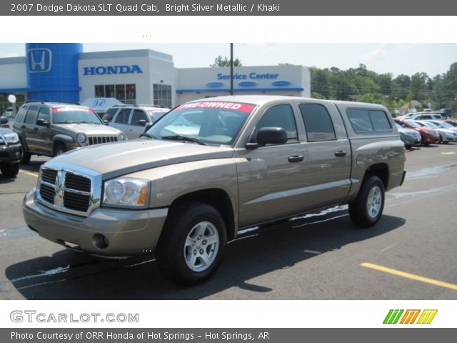 2007 Dodge Dakota SLT Quad Cab in Bright Silver Metallic