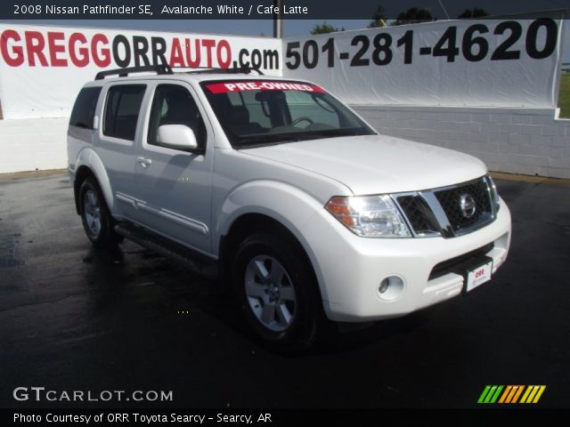 2008 Nissan Pathfinder SE in Avalanche White