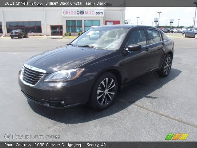 2011 Chrysler 200 S in Brilliant Black Crystal Pearl