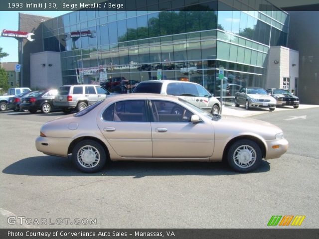 1993 Infiniti J 30 in Beige Metallic