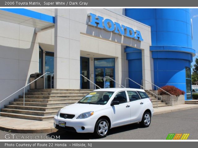 2006 Toyota Matrix  in Super White