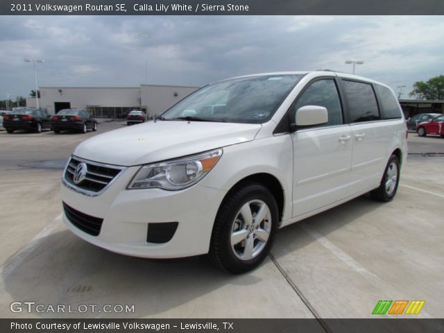 2011 Volkswagen Routan SE in Calla Lily White