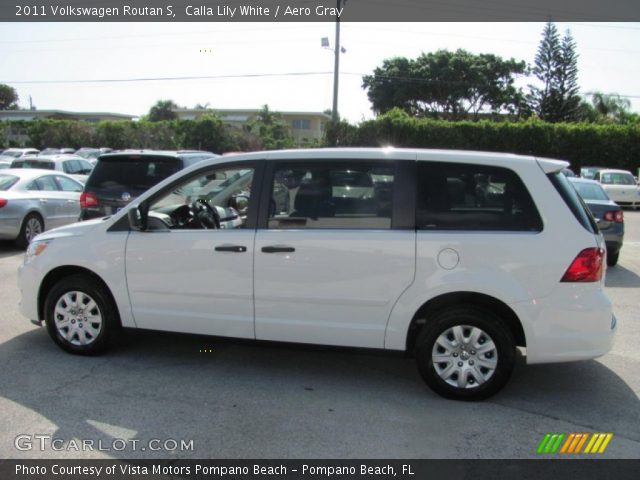 2011 Volkswagen Routan S in Calla Lily White