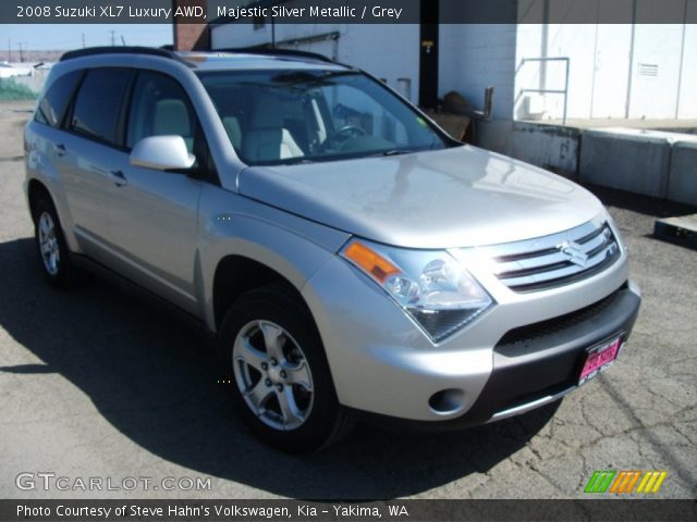 2008 Suzuki XL7 Luxury AWD in Majestic Silver Metallic