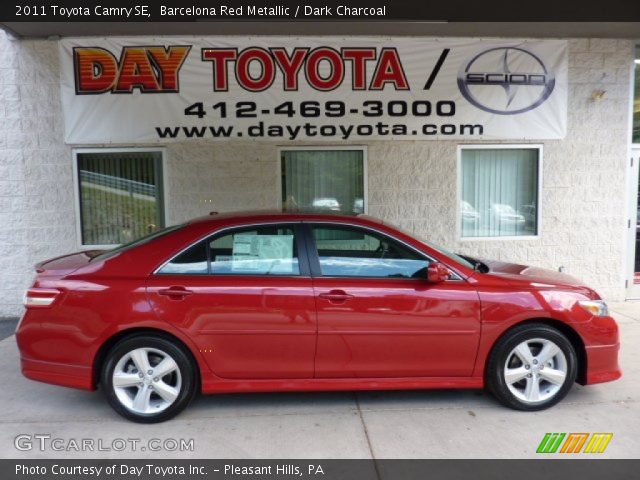 2011 Toyota Camry SE in Barcelona Red Metallic