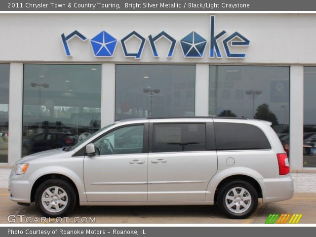 2011 Chrysler Town & Country Touring in Bright Silver Metallic