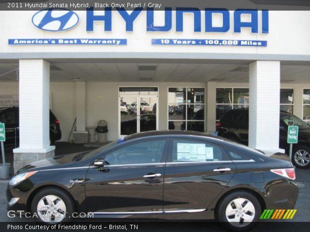2011 Hyundai Sonata Hybrid in Black Onyx Pearl