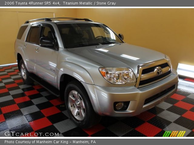 2006 Toyota 4Runner SR5 4x4 in Titanium Metallic