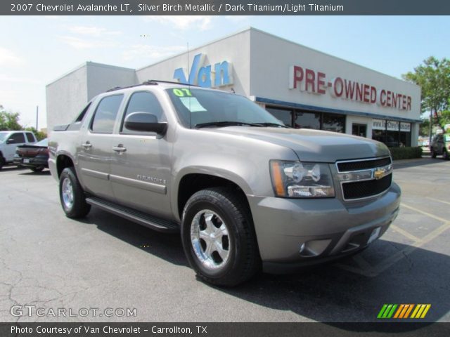2007 Chevrolet Avalanche LT in Silver Birch Metallic
